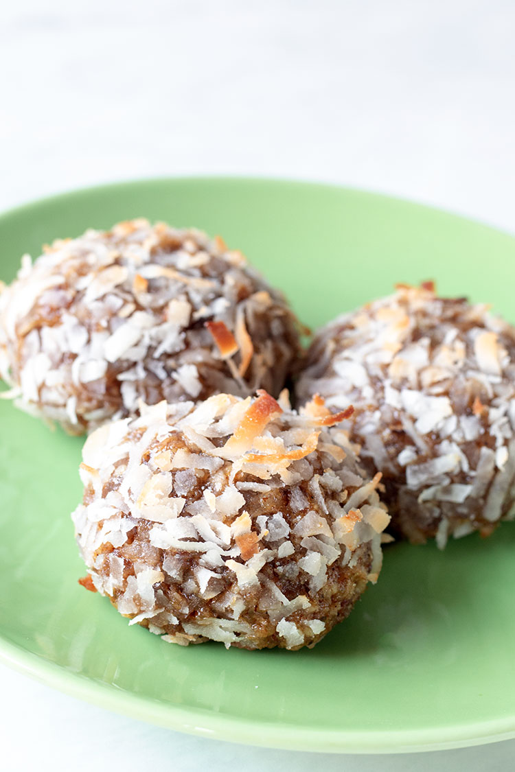Gluten-Free Coconut Cookies | These cookies are chewy, sweet, delicious and addictive. Ready for your tummy in 30 minutes! | www.heavenlyhomecooking.com