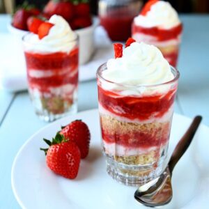 Strawberry Cream Parfait | Simple, light, creamy and delicious strawberry parfaits featuring fresh strawberries, mascarpone cheese and sweetened whipped cream. | www.heavenlyhomecooking.com