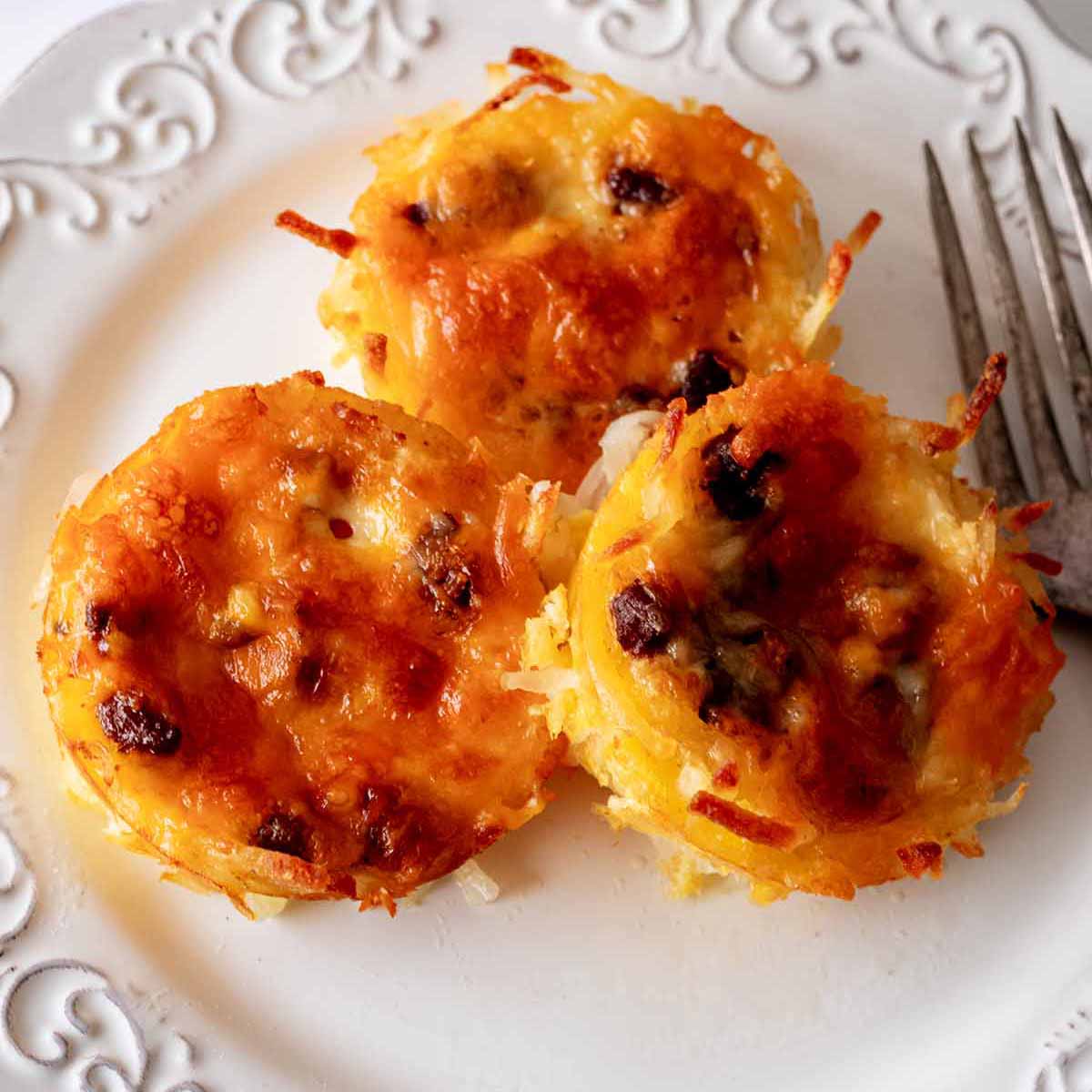Breakfast Hash Brown Egg Muffins | Heavenly Home Cooking