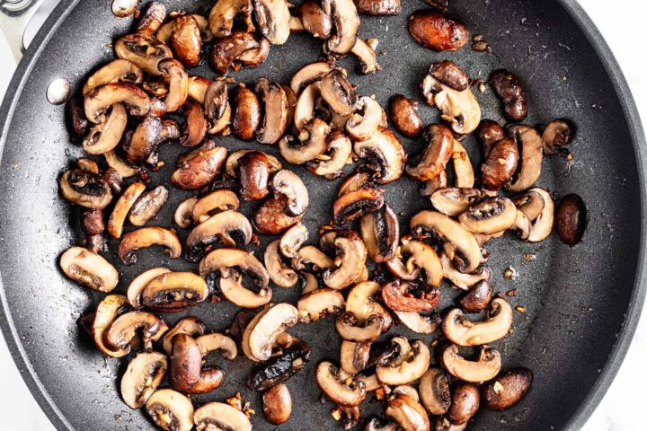 Garlic Butter Mushrooms (Done in 20 minutes or less!) - Heavenly Home