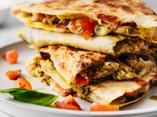 Cheesy Tofu Quesadilla (Tofu Quesadilla)